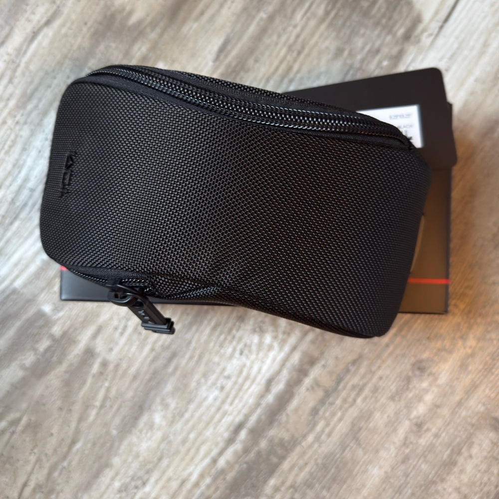 Tumi Modular Sunglass Case